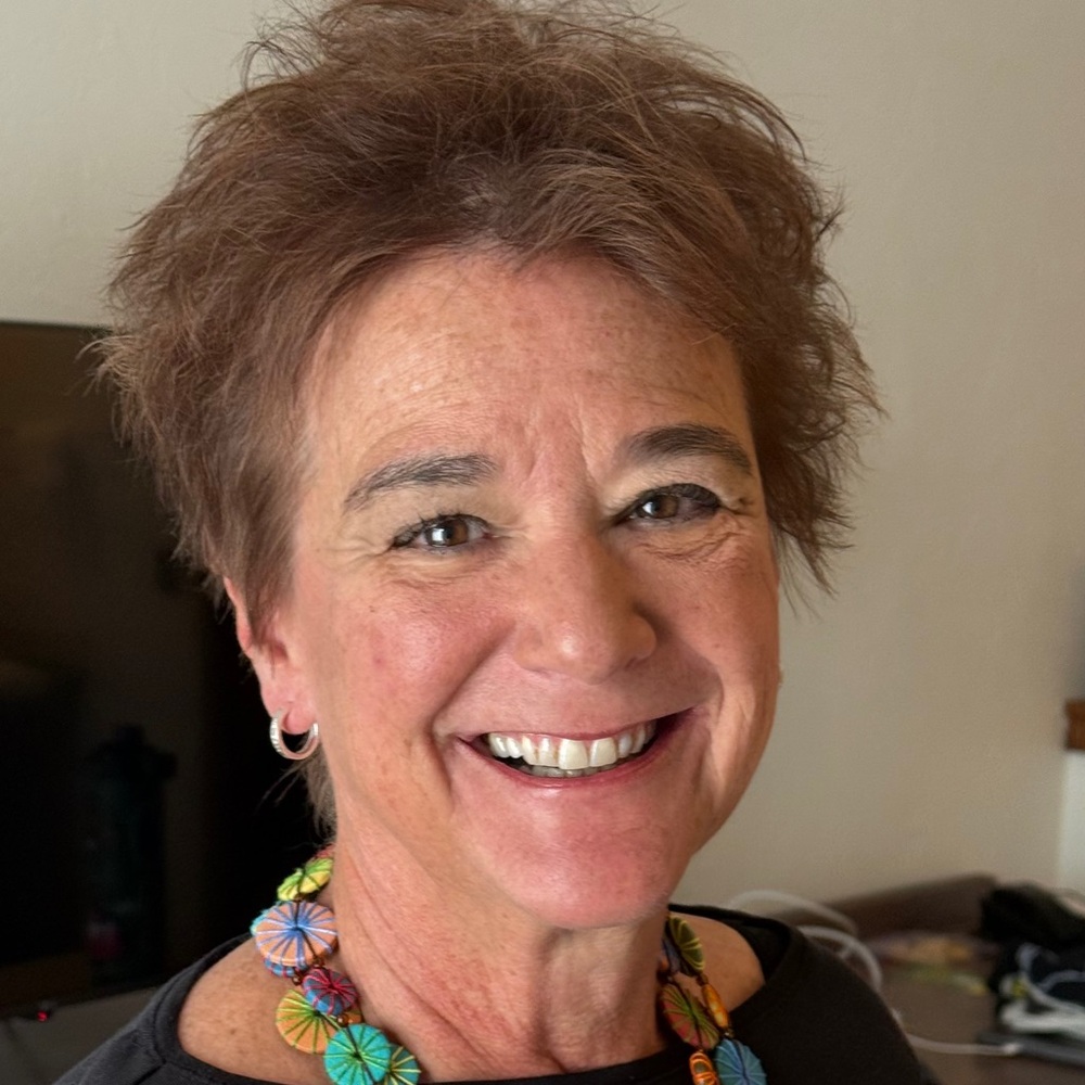 Meet your Posher, Sharon
